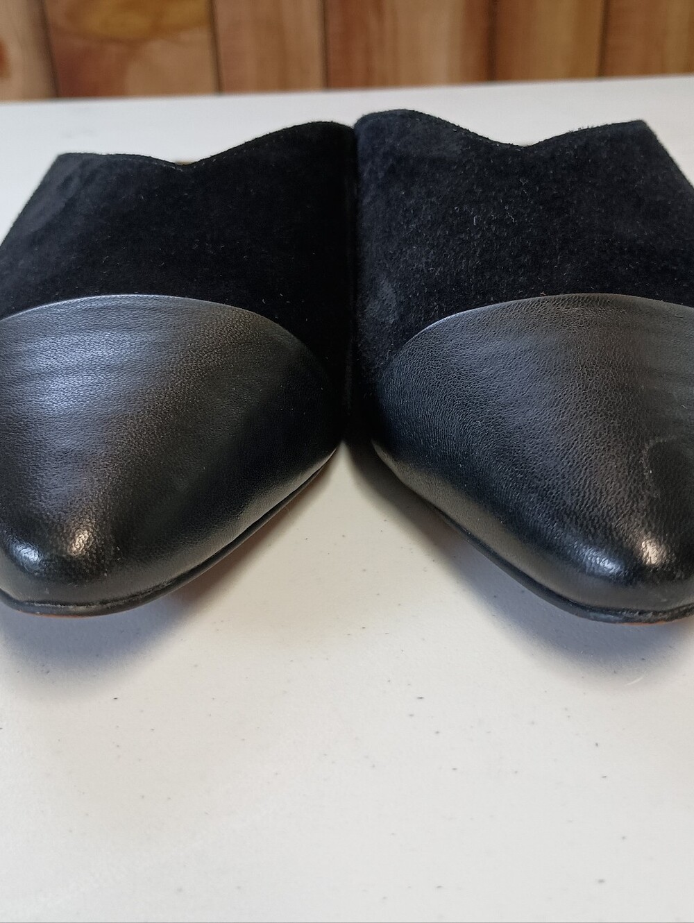 Franco Sarto Mule Flats Womens 8 Black Sharin Suede Leather Cap Toe Pointed - Picture 7 of 11